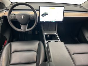 Tesla Model Y bild 20