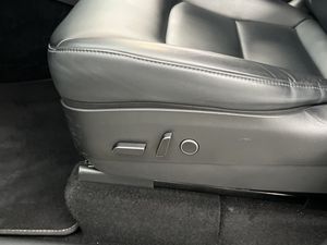 Tesla Model Y bild 34