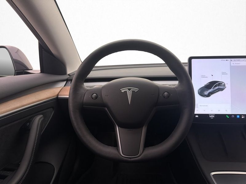 Tesla Model 3 bild 12