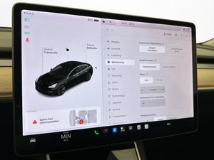 Tesla Model 3 bild 23