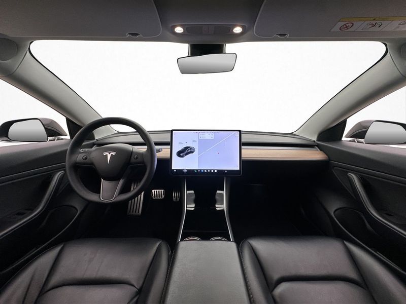 Tesla Model 3 bild 19
