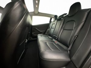 Tesla Model 3 bild 18