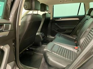 Volkswagen Passat bild 21