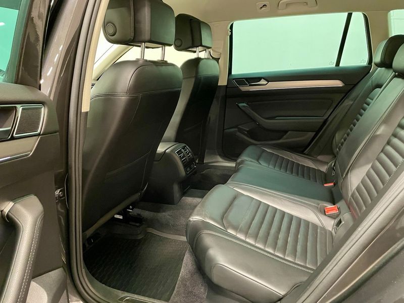 Volkswagen Passat bild 21