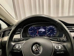 Volkswagen Passat bild 7
