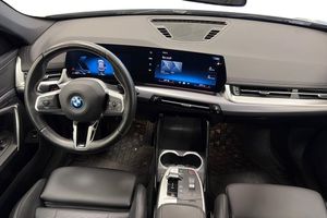 BMW X1 bild 8