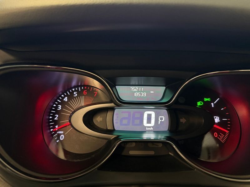 Renault Captur bild 16