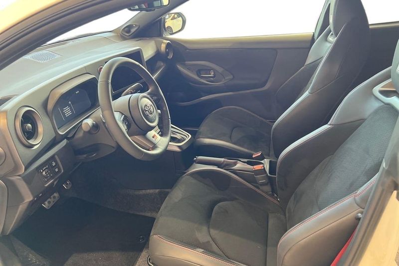 Toyota Yaris bild 14