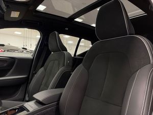 Volvo EX40 bild 12