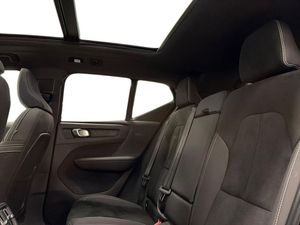 Volvo EX40 bild 24