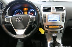 Toyota Avensis bild 10
