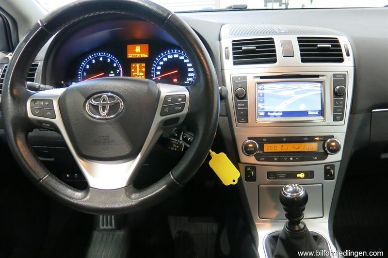 Toyota Avensis bild 10