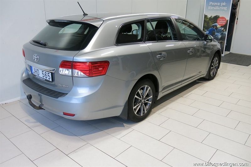 Toyota Avensis bild 3