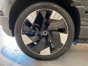 Volvo EX30 bild 19