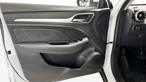 MG ZS EV bild 11