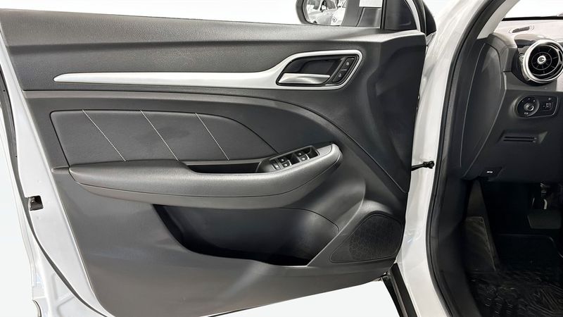 MG ZS EV bild 11