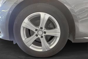 Mercedes E220 bild 5