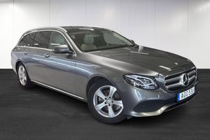 Mercedes E220 bild 2
