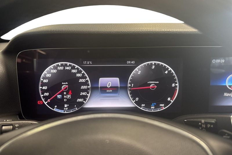 Mercedes E220 bild 13