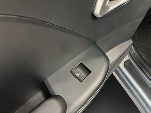 Kia K4 bild 23