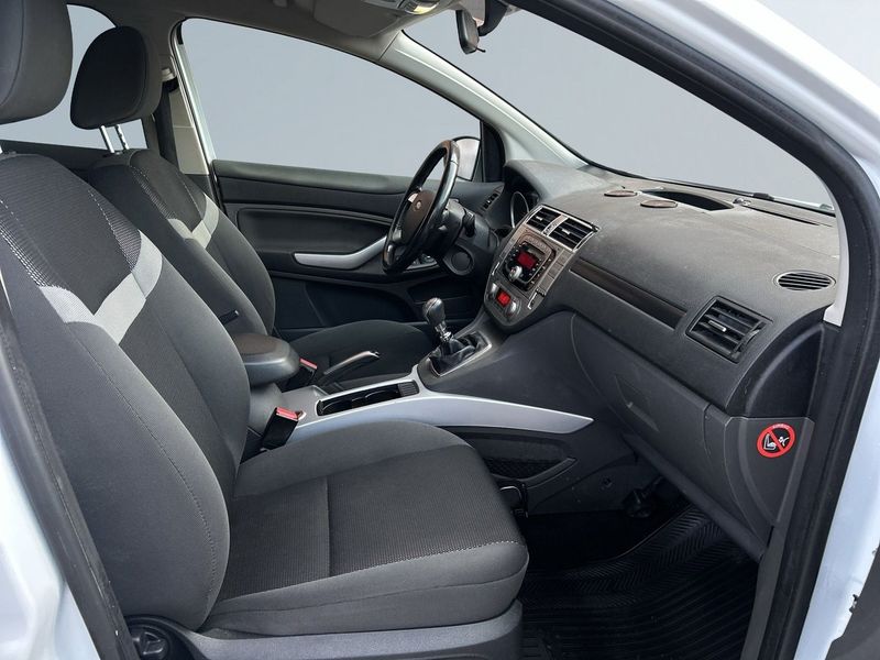 Ford Kuga bild 10