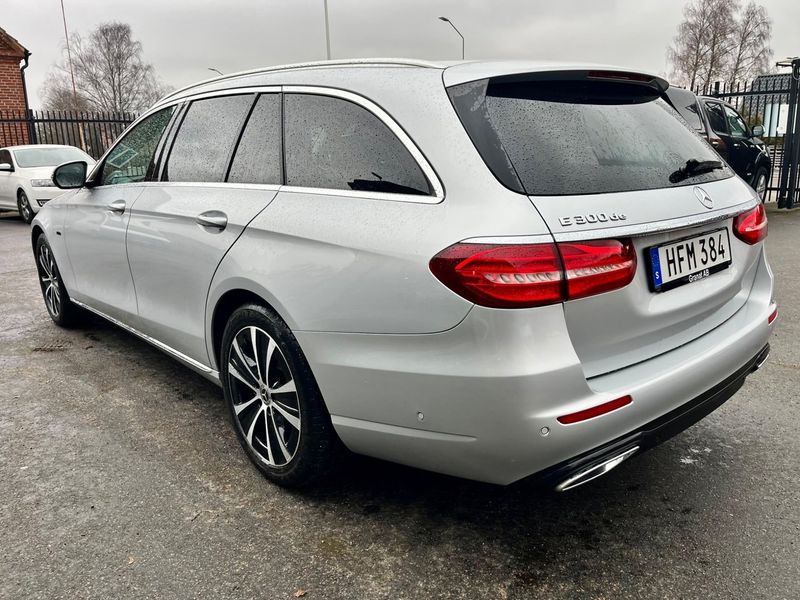Mercedes E300 bild 5