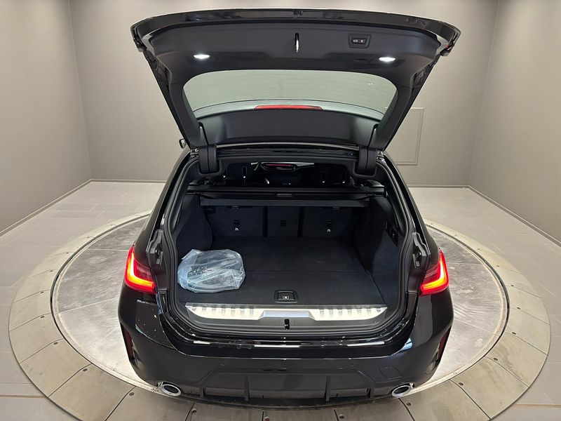 BMW 330 bild 14