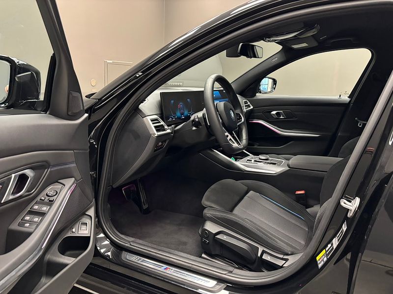 BMW 330 bild 19