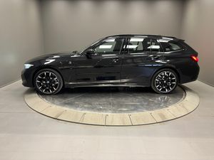BMW 330 bild 2