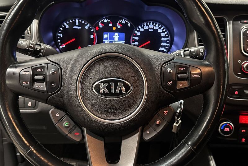 Kia Carens bild 14