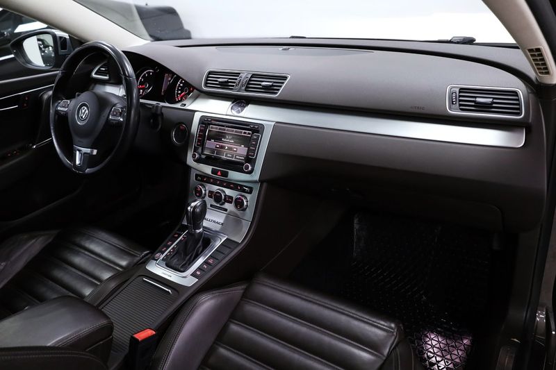 Volkswagen Passat bild 11