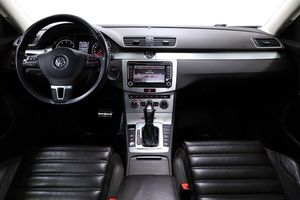Volkswagen Passat bild 9