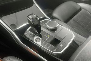 BMW 320 bild 15
