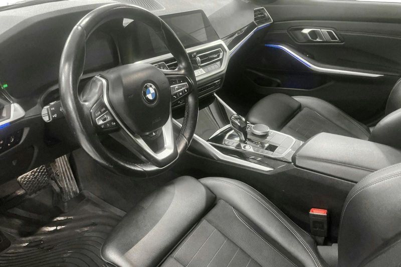 BMW 320 bild 18