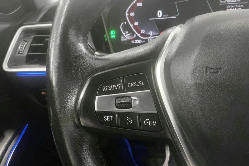 BMW 320 bild 16