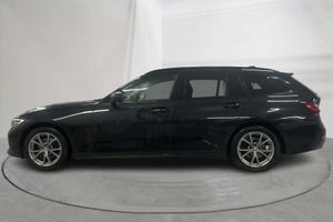 BMW 320 bild 2