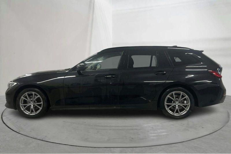 BMW 320 bild 2