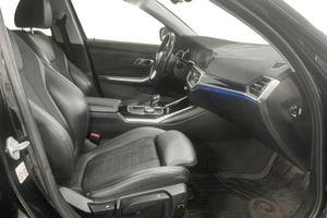 BMW 320 bild 7