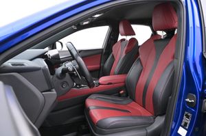 Lexus NX bild 10