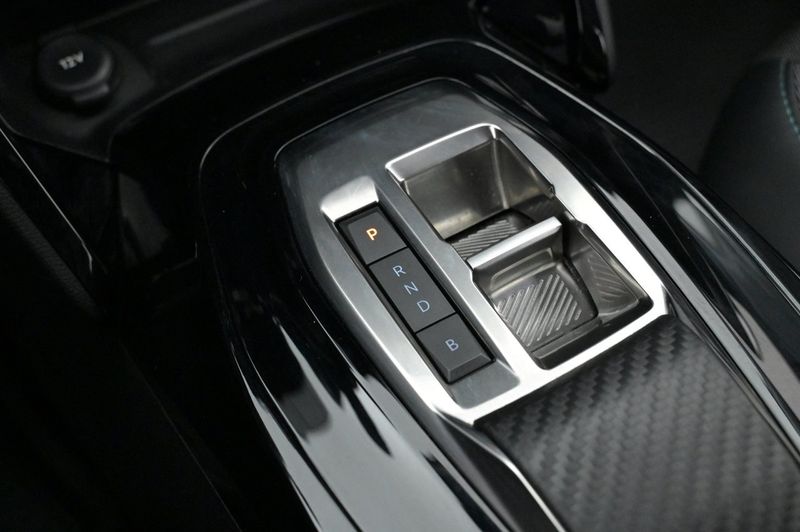 Peugeot e-208 bild 20