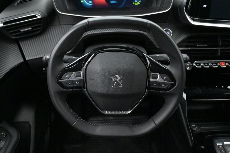 Peugeot e-208 bild 7