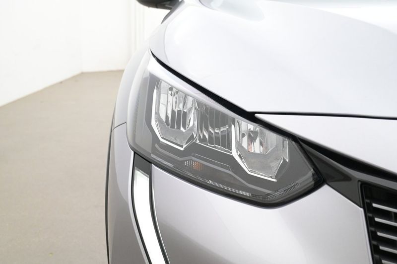 Peugeot e-208 bild 25