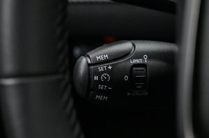 Peugeot e-208 bild 10