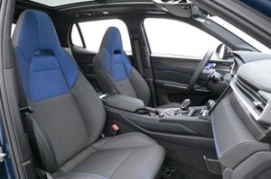 Lynk & Co 01 bild 12