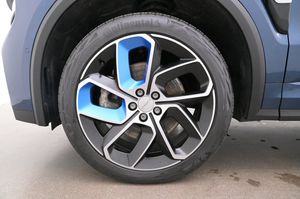 Lynk & Co 01 bild 27