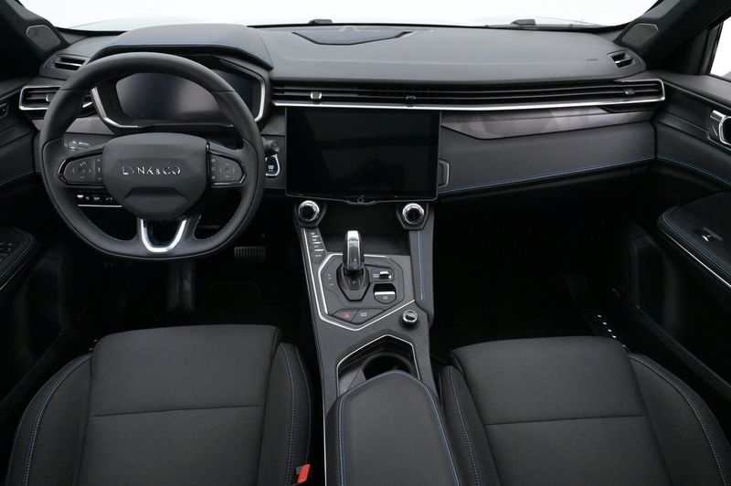 Lynk & Co 01 bild 6