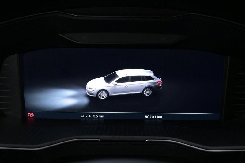 Skoda Superb bild 8