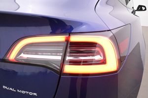 Tesla Model 3 bild 26