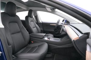 Tesla Model 3 bild 11