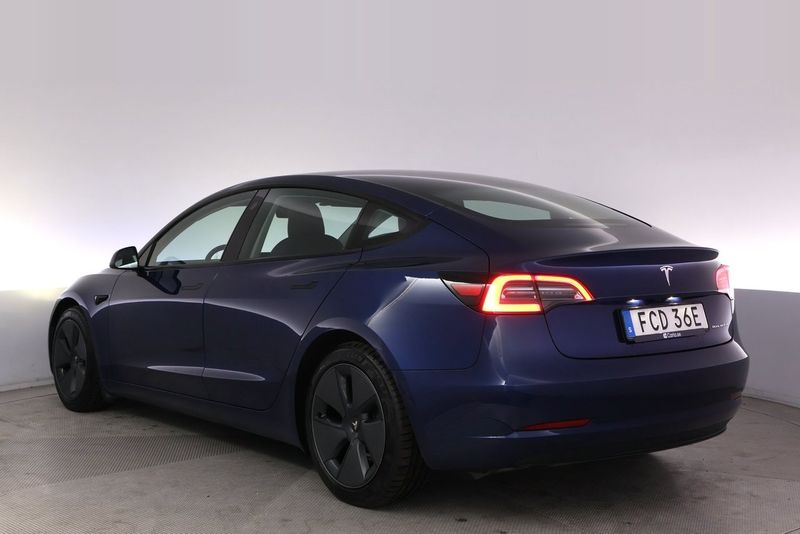 Tesla Model 3 bild 4